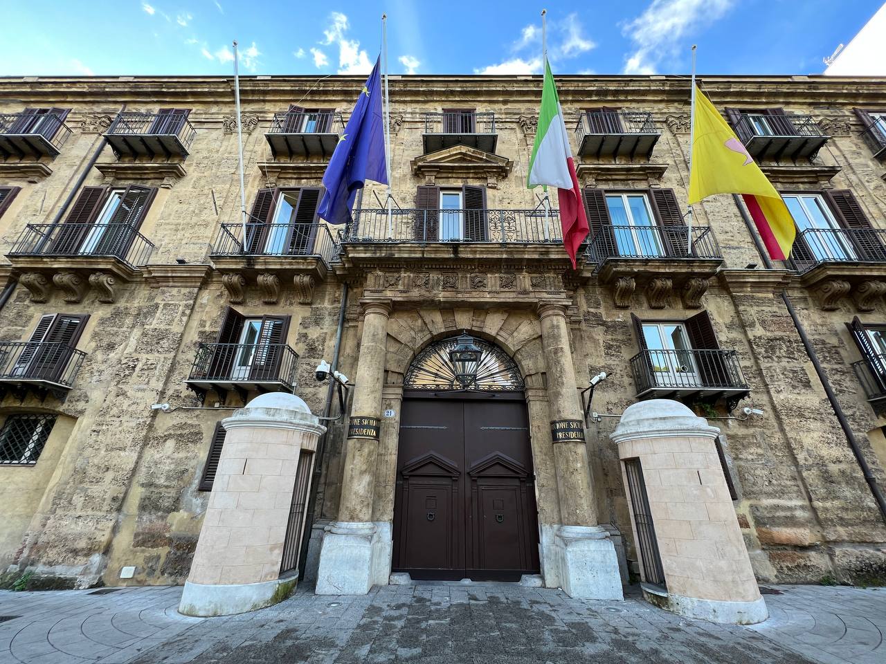 Manifestazioni fieristiche 2023 – Avviso a manifestazione di interesse – PO FESR 2014/2020 – Azione 3.4.1 – Promozione export imprese imagealt